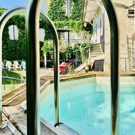 Hostel 